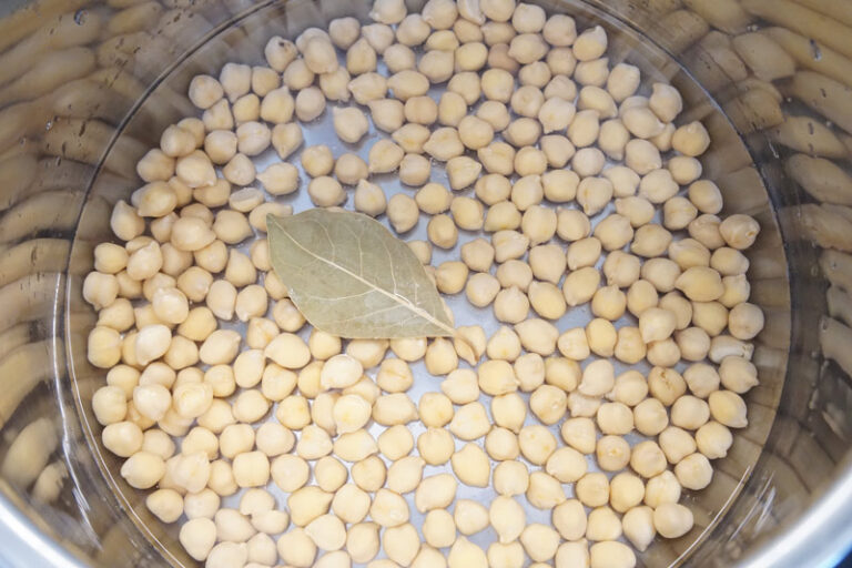 Instant Pot Chickpeas (With & Without Soaking) A Pressure Cooker Kitchen