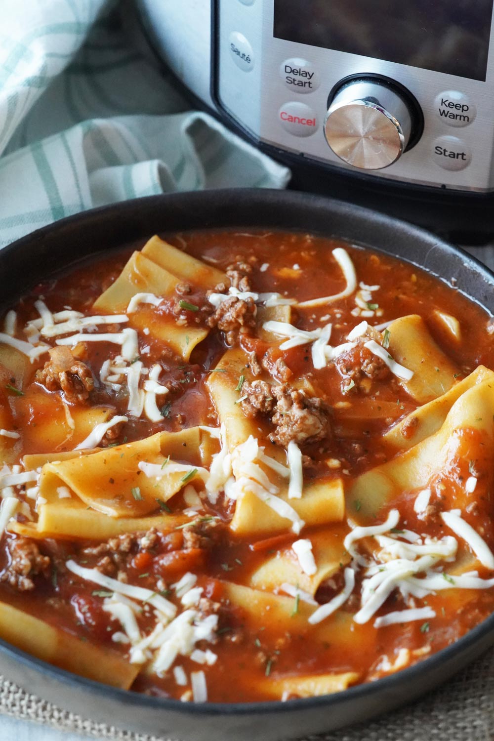 instant pot Lasagna Soup