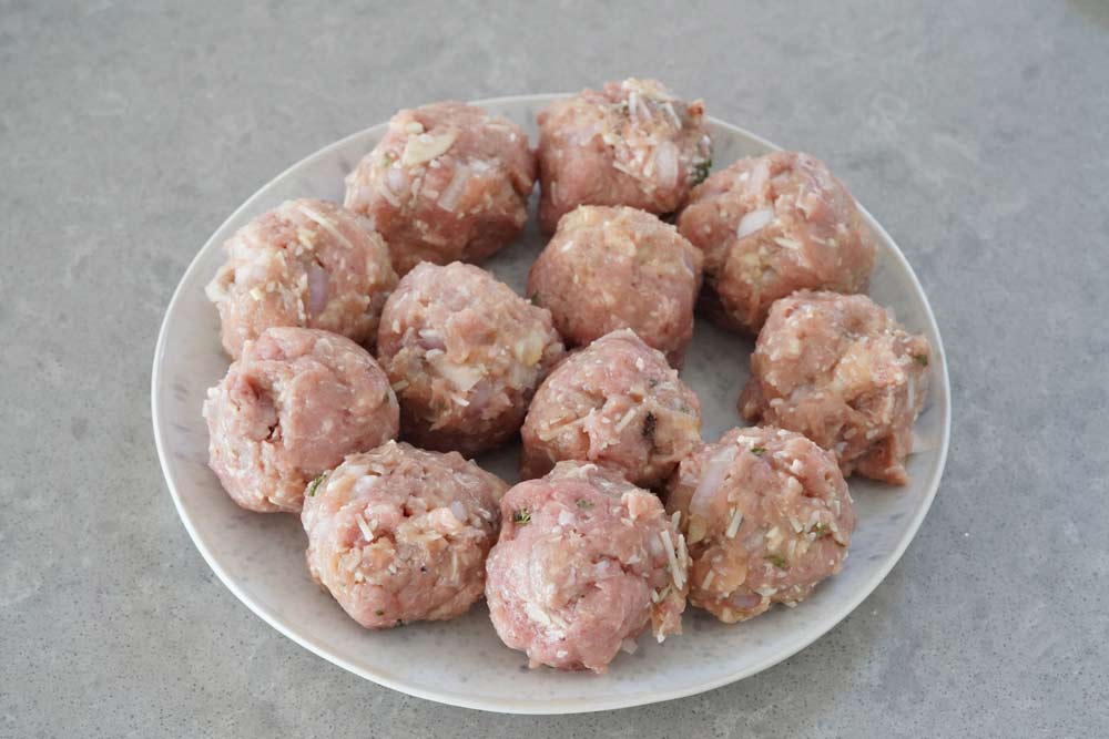 Raw turkey meatballs