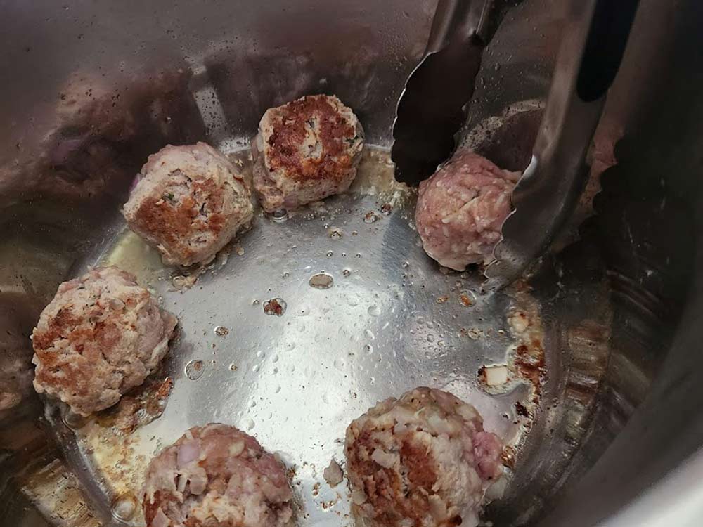Cooking turkey meatballs in the Instant Pot