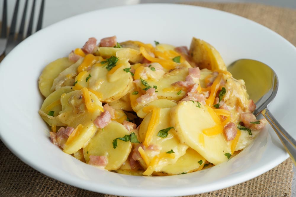 Scalloped potatoes and ham